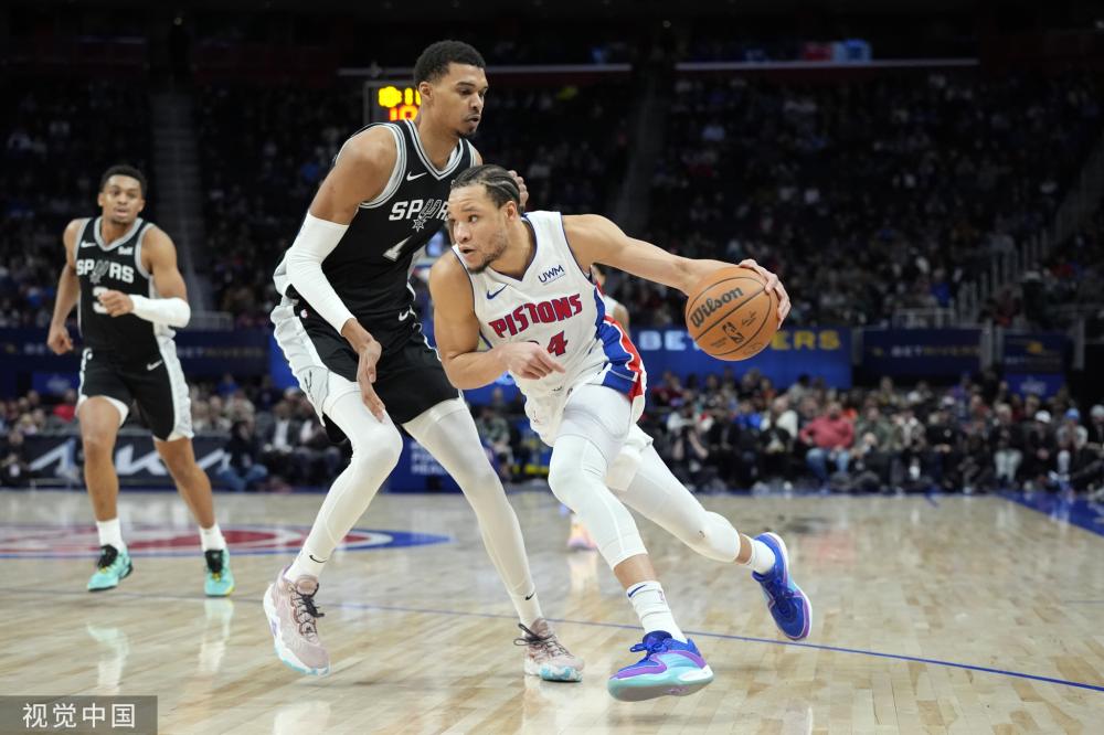 越的表现和 越的表现和