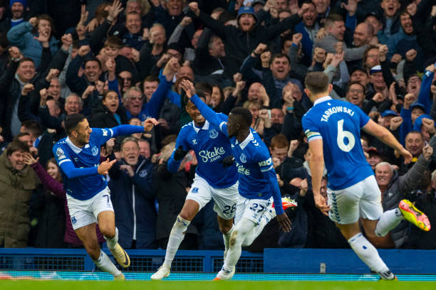 而对克罗斯 而对克罗斯