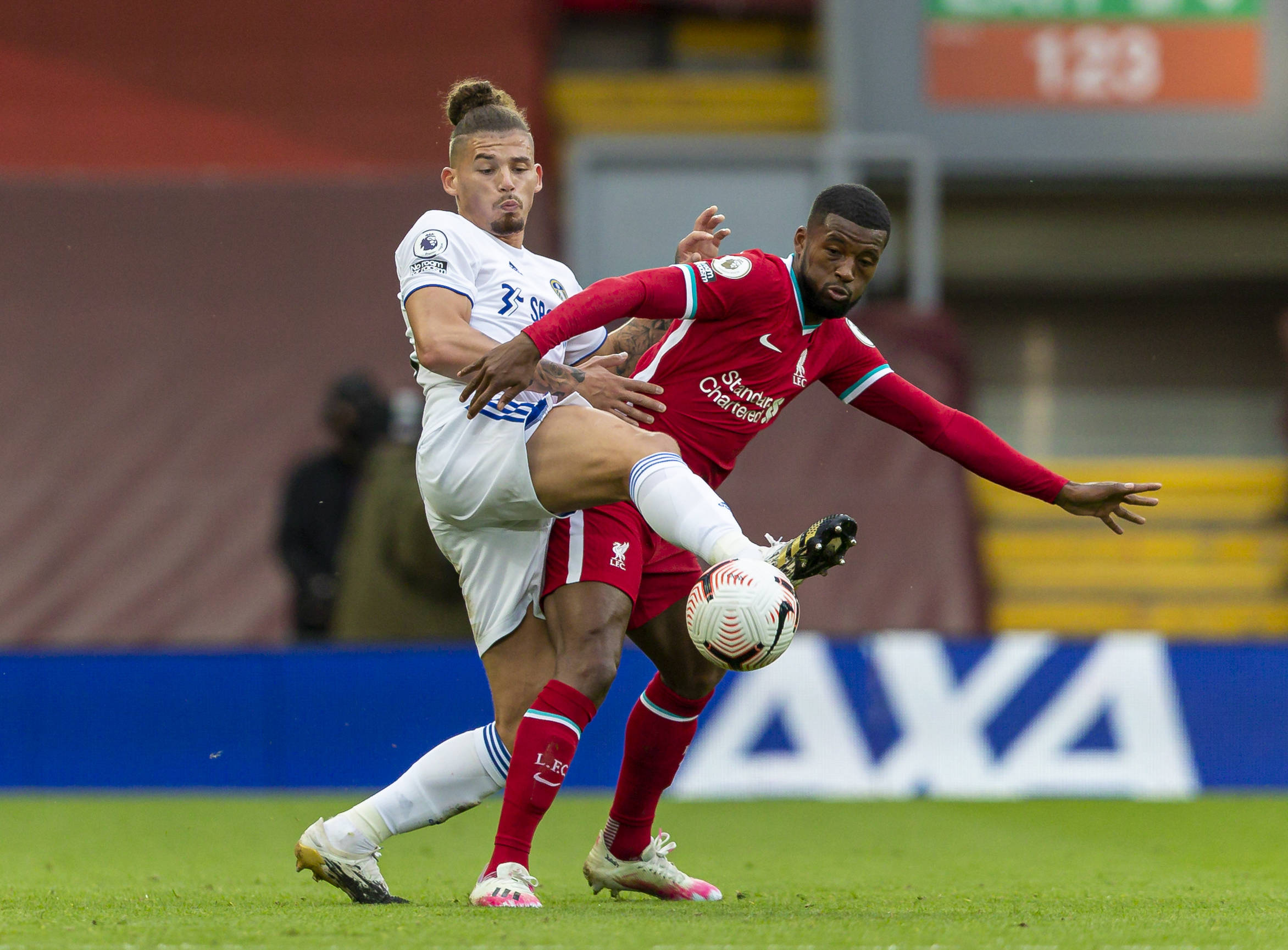 赛中表现突 赛中表现突